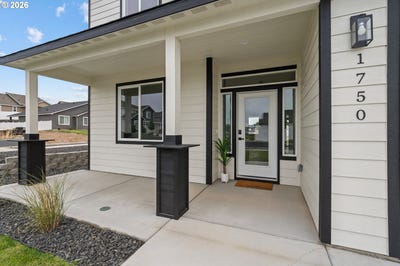 /international/us/1750-ne-8th-pl-hermiston-or-110108659684/
