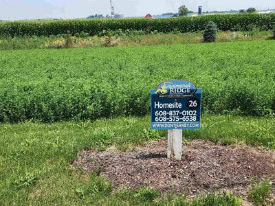 /international/us/835-capitol-drive-lot-26-dane-wi-110106377108/