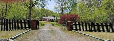 /international/us/12266-elk-run-church-road-midland-va-110107384719/