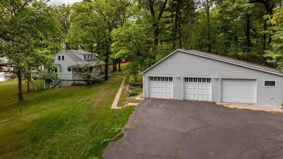 /international/us/15307-pine-shores-road-brainerd-mn-110107037732/