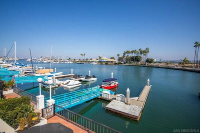 /international/us/8-antigua-ct-coronado-ca-110107661733/