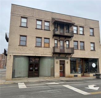 /international/us/35-s-beeson-blvd-uniontown-pa-110104290434/