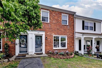 /international/us/149-towne-square-drive-newport-news-va-110107762749/