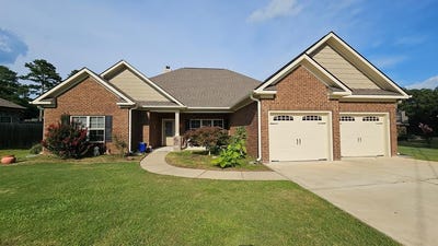 /international/us/133-lee-road-0536-smiths-station-al-110101121418/