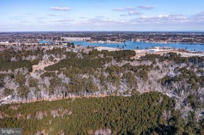 /international/us/0-georges-cove-dr-white-stone-va-110096978410/?lang=zh-tw