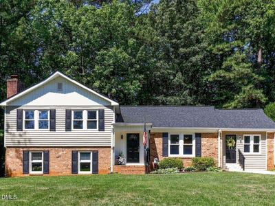 /international/us/103-upton-court-garner-nc-110108189495/