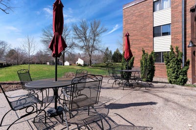 /international/us/4-pine-tree-drive-arden-hills-mn-110109133288/