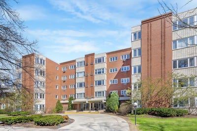 /international/us/2033-sherman-avenue-evanston-il-110107933641/