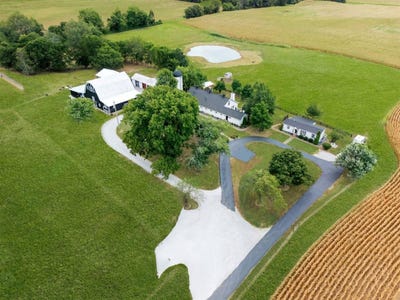 /international/us/12597-s-jefferson-street-princeton-ky-110108449045/