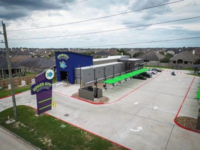 /international/us/17955-huffmeister-road-cypress-tx-110103985012/