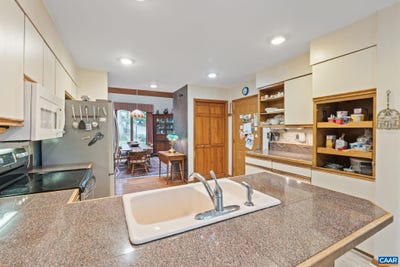 /international/us/19-piedmont-ln-palmyra-va-110100320325/