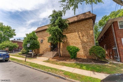 /international/us/45-hussa-st-linden-city-nj-110109153859/