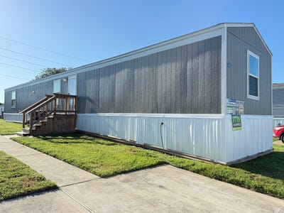 /international/us/242-oak-crest-dr-manvel-tx-110109870040/