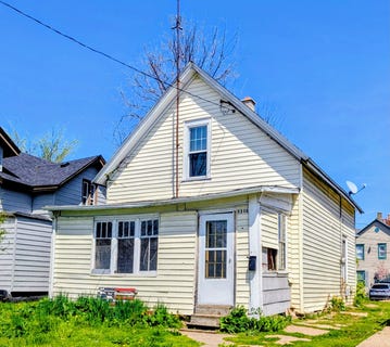 /international/us/1219-racine-st-racine-wi-110107875967/