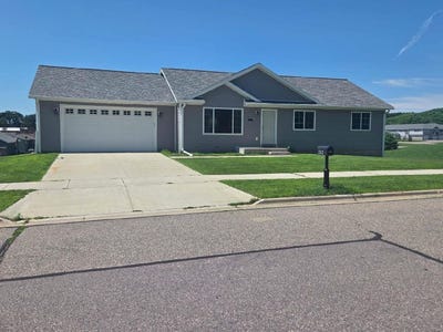 /international/us/2025-retzlaff-drive-reedsburg-wi-110101067399/