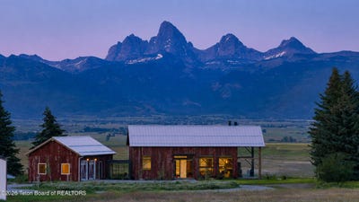 /international/us/4730-n-8000-w-tetonia-id-110109449461/