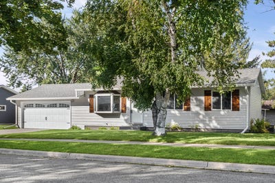 /international/us/615-11th-ave-n-onalaska-wi-110120015651/