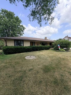 /international/us/1401-w-5th-st-storm-lake-ia-110109168293/