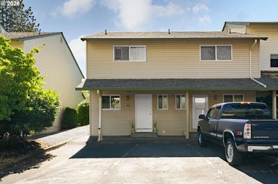 /international/us/541-n-hayden-bay-dr-portland-or-110108879019/