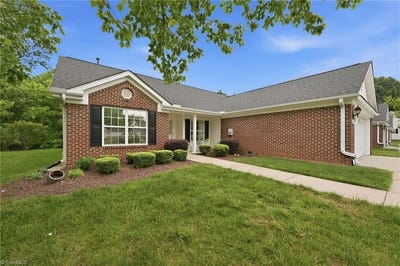 /international/us/2204-sweetbay-circle-burlington-nc-110107798461/