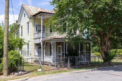 /international/us/217-e-gale-street-edenton-nc-110109010437/