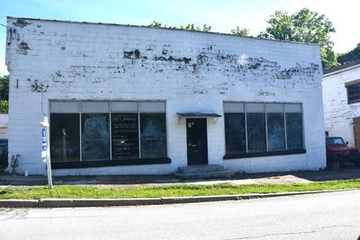 /international/us/714-river-avenue-emlenton-pa-110094102687/