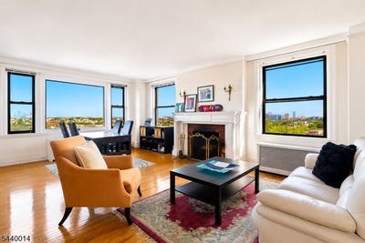 /international/us/375-mt-prospect-ave-newark-city-nj-110108795362/