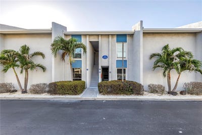 /international/us/250-medallion-boulevard-madeira-beach-fl-110099142229/