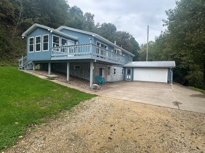 /international/us/39494-360th-street-guttenberg-ia-110119947393/