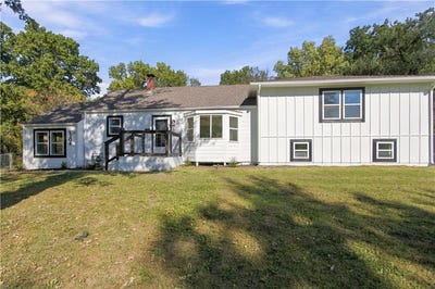 /international/us/9304-e-68th-terrace-raytown-mo-110120770724/