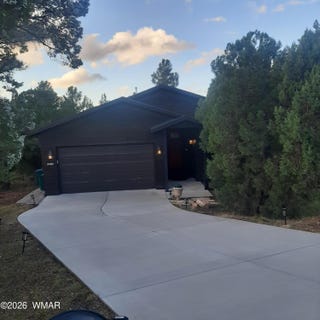 /international/us/3480-w-lion-barger-drive-show-low-az-110120528650/