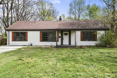 /international/us/1452-south-avenue-springfield-mo-110107954198/