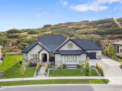 /international/us/3532-s-mapleton-estates-dr-mapleton-ut-110104977921/