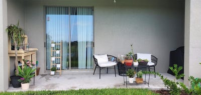/international/us/15522-florence-hollow-place-sun-city-center-fl-110101117644/