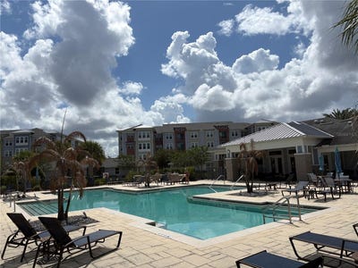 /international/us/7521-laureate-boulevard-orlando-fl-110108361128/