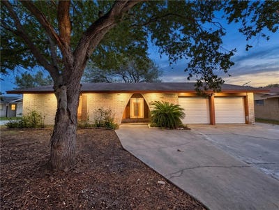 /international/us/1025-s-21st-street-kingsville-tx-110120550078/