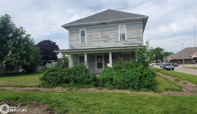/international/us/220-n-walnut-street-creston-ia-110100897627/?lang=en