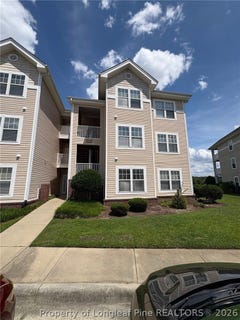 /international/us/3330-harbour-pointe-place-fayetteville-nc-110108537734/