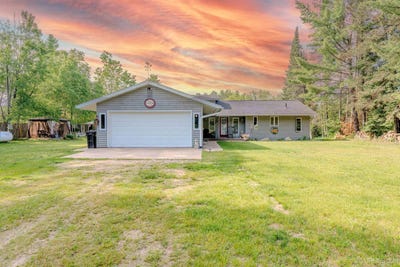 /international/us/11477w-county-road-437-manistique-mi-110100393253/