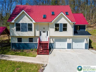 /international/us/57-lake-lane-pocono-twp-pa-110108335106/