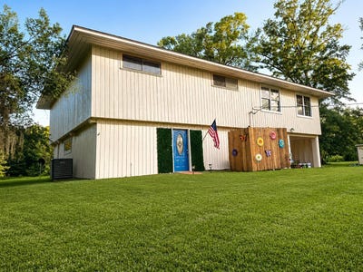 /international/us/179-fred-sanders-road-sibley-la-110108909900/