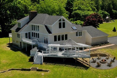 /international/us/199-john-wise-avenue-essex-ma-110108535808/