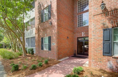 /international/us/1565-cambridge-lakes-drive-mount-pleasant-sc-110107999800/