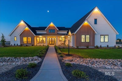 /international/us/13319-breezeview-ln-caldwell-id-110108689754/