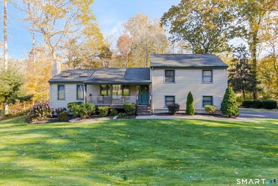 /international/us/43-squire-drive-north-branford-ct-110107847651/