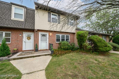 /international/us/504-linda-court-brick-nj-110110317680/
