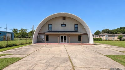 /international/us/273-n-15th-st-port-allen-la-110120740223/