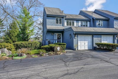 /international/us/149-bennett-avenue-milford-pa-110107438585/