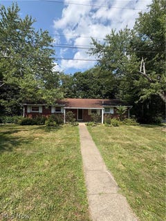 /international/us/47612-summerset-road-east-liverpool-oh-110110220188/