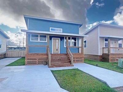 /international/us/110-landry-circle-rockport-tx-110105783772/